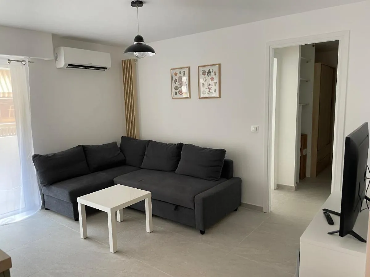 Albert 1Er - Chic One-Bedroom Apartment With Parking - Stayinantibes Francia